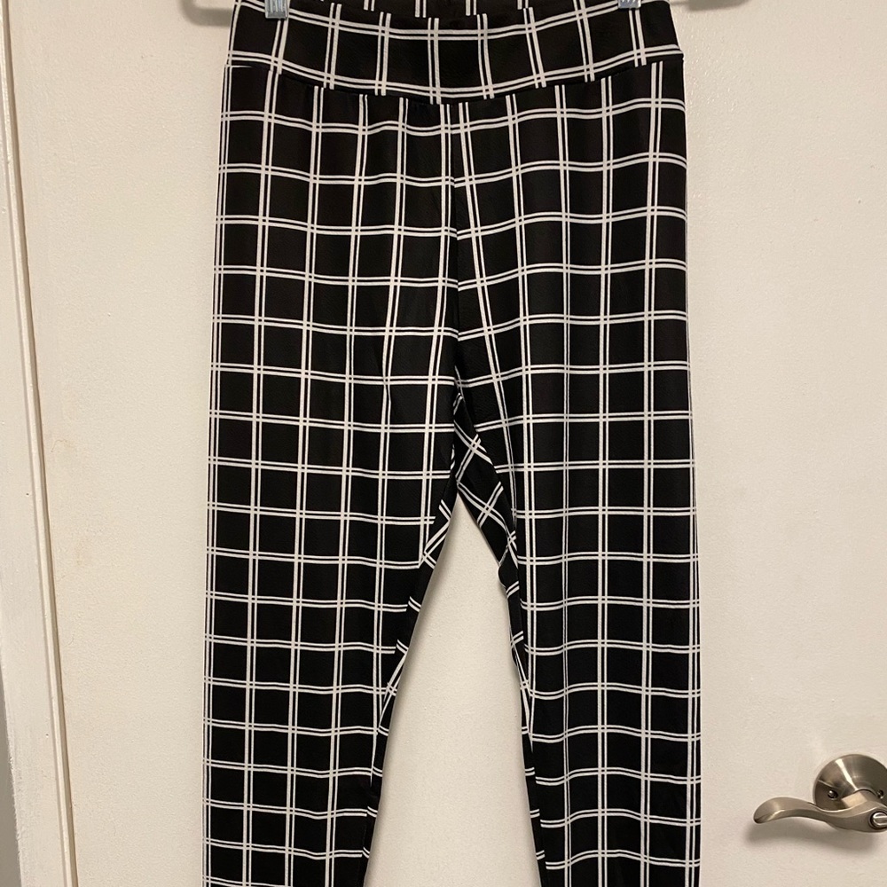 Shein Checkered Leggings Small